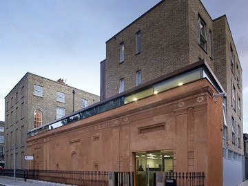 A Wall for the Queen, Denis Byrne Architects